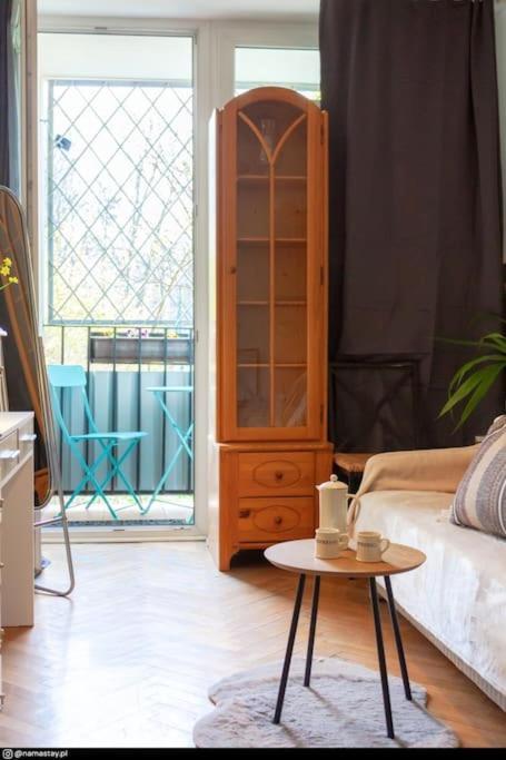 Spacious Retro Flat Close To National Stadium Warsawa Bagian luar foto