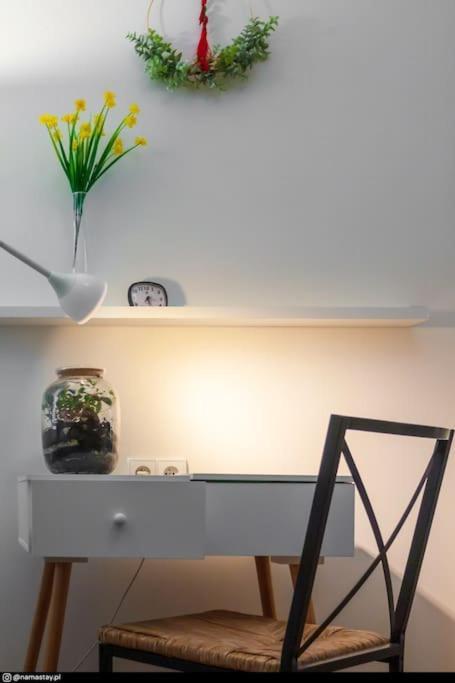 Spacious Retro Flat Close To National Stadium Warsawa Bagian luar foto