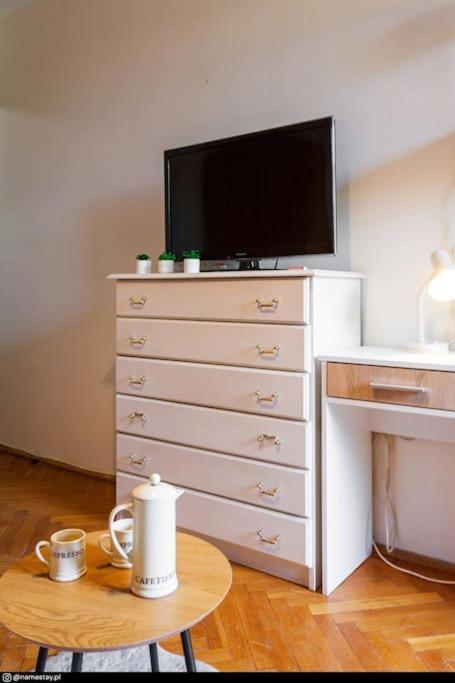 Spacious Retro Flat Close To National Stadium Warsawa Bagian luar foto