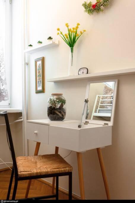 Spacious Retro Flat Close To National Stadium Warsawa Bagian luar foto
